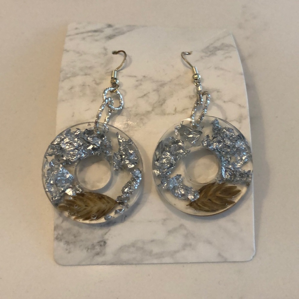Handmade nwt sea oat silver clear earrings